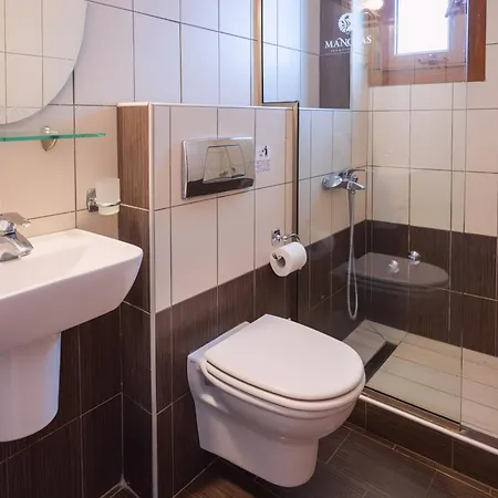 Manolas מלון דירות