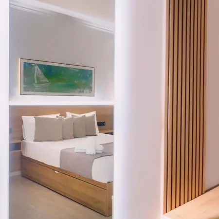 Manolas מלון דירות