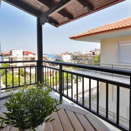 Manolas מלון דירות